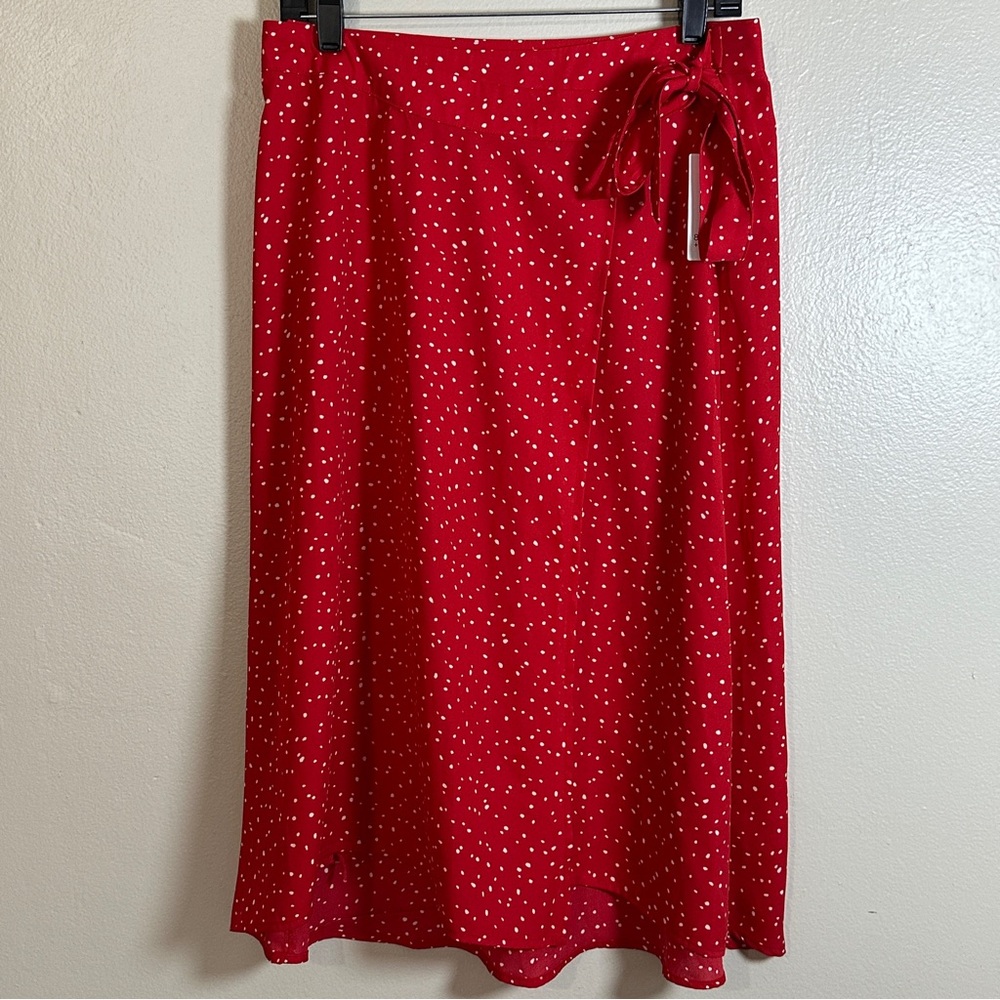 NEW 89th & Madison Red Polka Dot Wrap Skirt - Picture 5 of 7